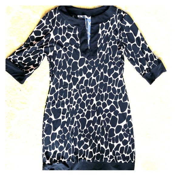 Lily Dresses & Skirts - Lily Animal Print Shift Dress, Size Small